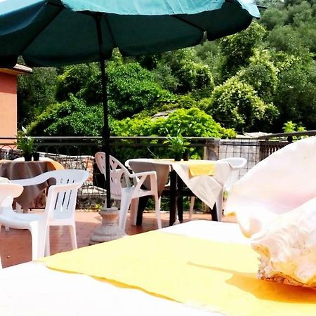 Ospitalia Del Mare Hostel Леванто Экстерьер фото