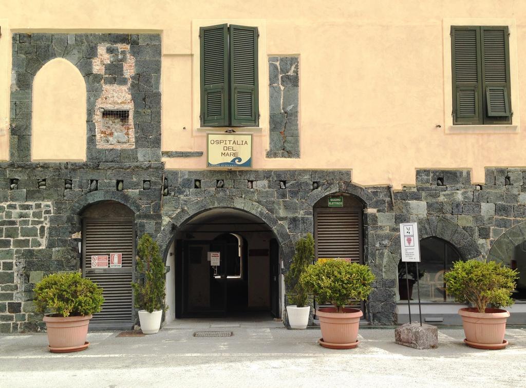 Ospitalia Del Mare Hostel Леванто Экстерьер фото