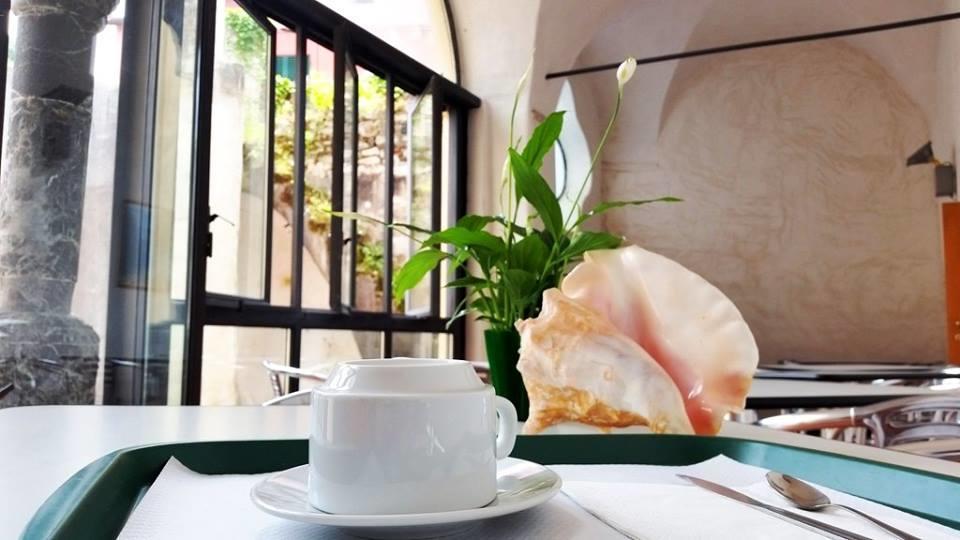 Ospitalia Del Mare Hostel Леванто Экстерьер фото