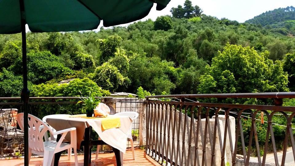 Ospitalia Del Mare Hostel Леванто Экстерьер фото
